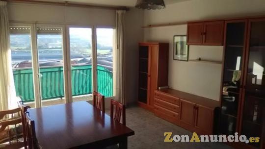 SE VENDE PISO MUY SOLEADO EN LLICA D`AMUNT
